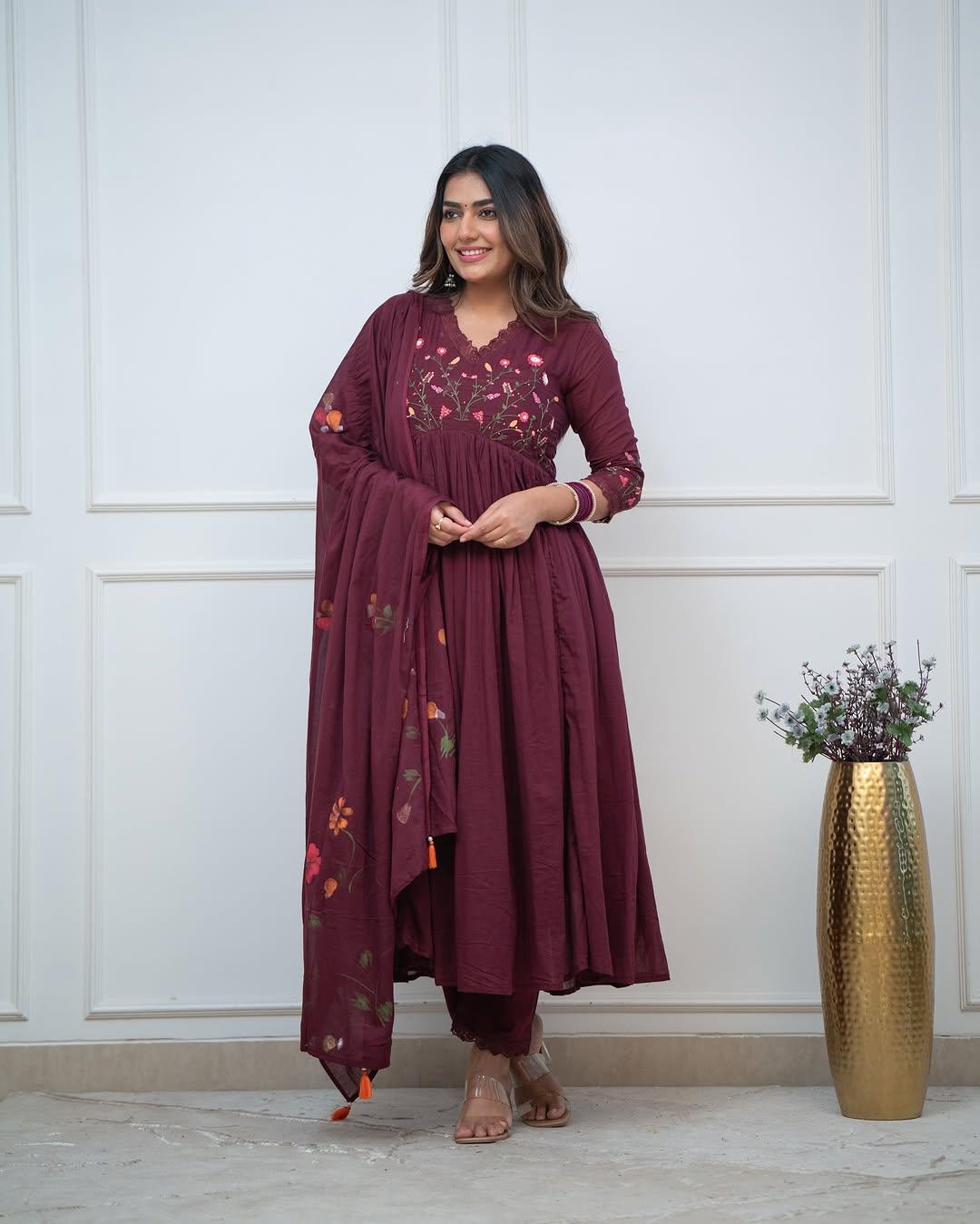 Tanawana Wine Suit Set