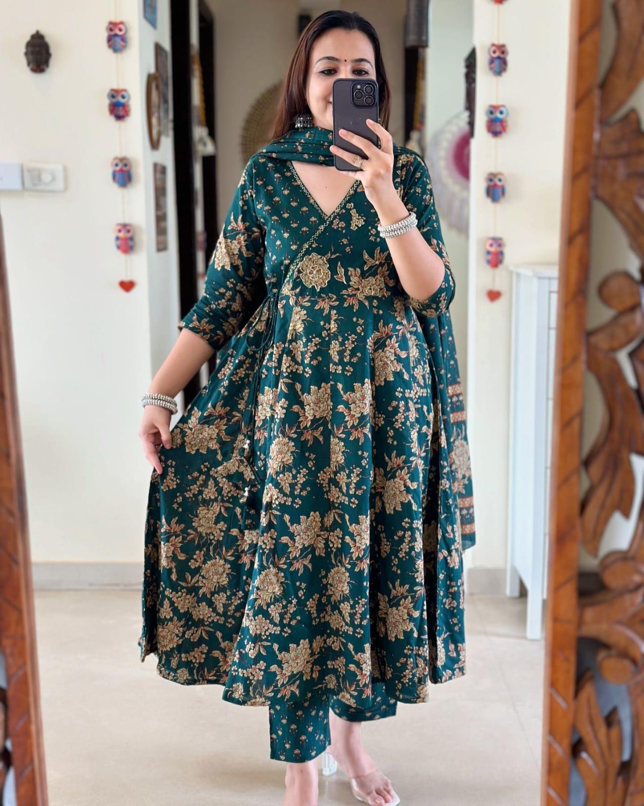Tanawana Wine Dark  Green  Suit Set